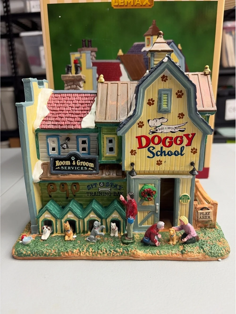 Lemax Christmas Village REX & SPOT'S DOGGY SCHOOL Porcelain Building NO LIGHT